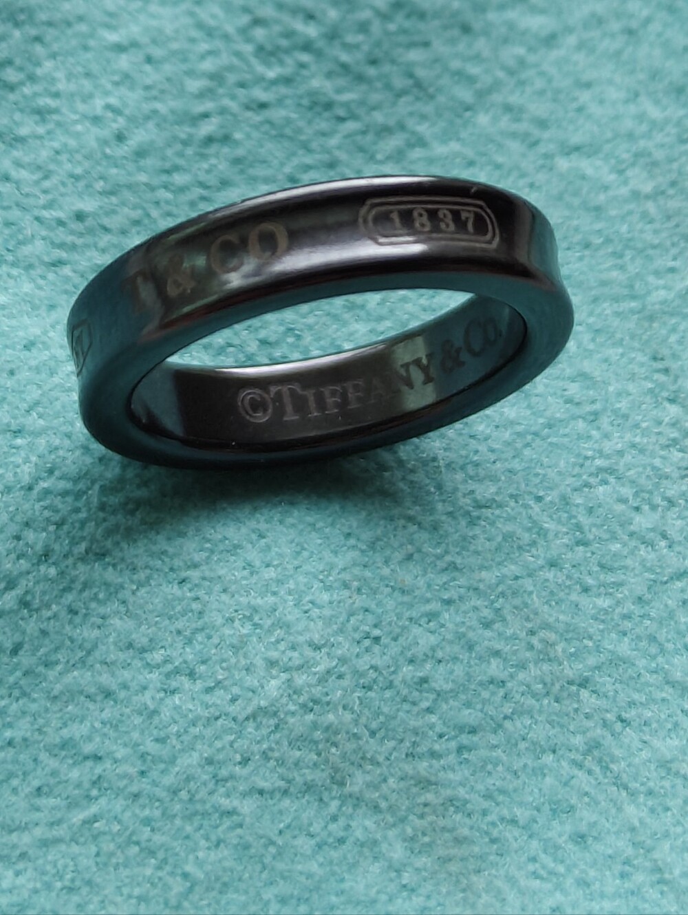 Tiffany & Co. 1837 Black Titanium Narrow Ring Band 4mm Unisex Size 4 US - Picture 4 of 7
